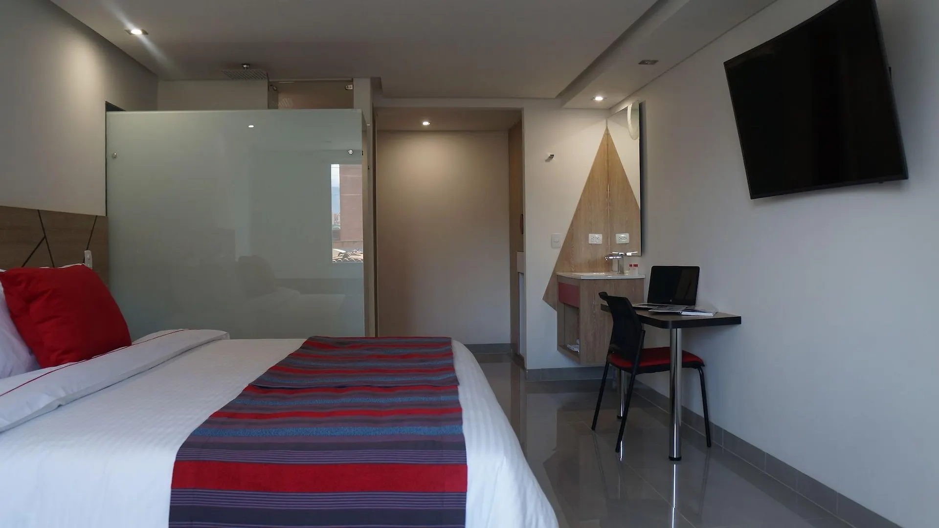 Obo Hotel Medellin 4*,